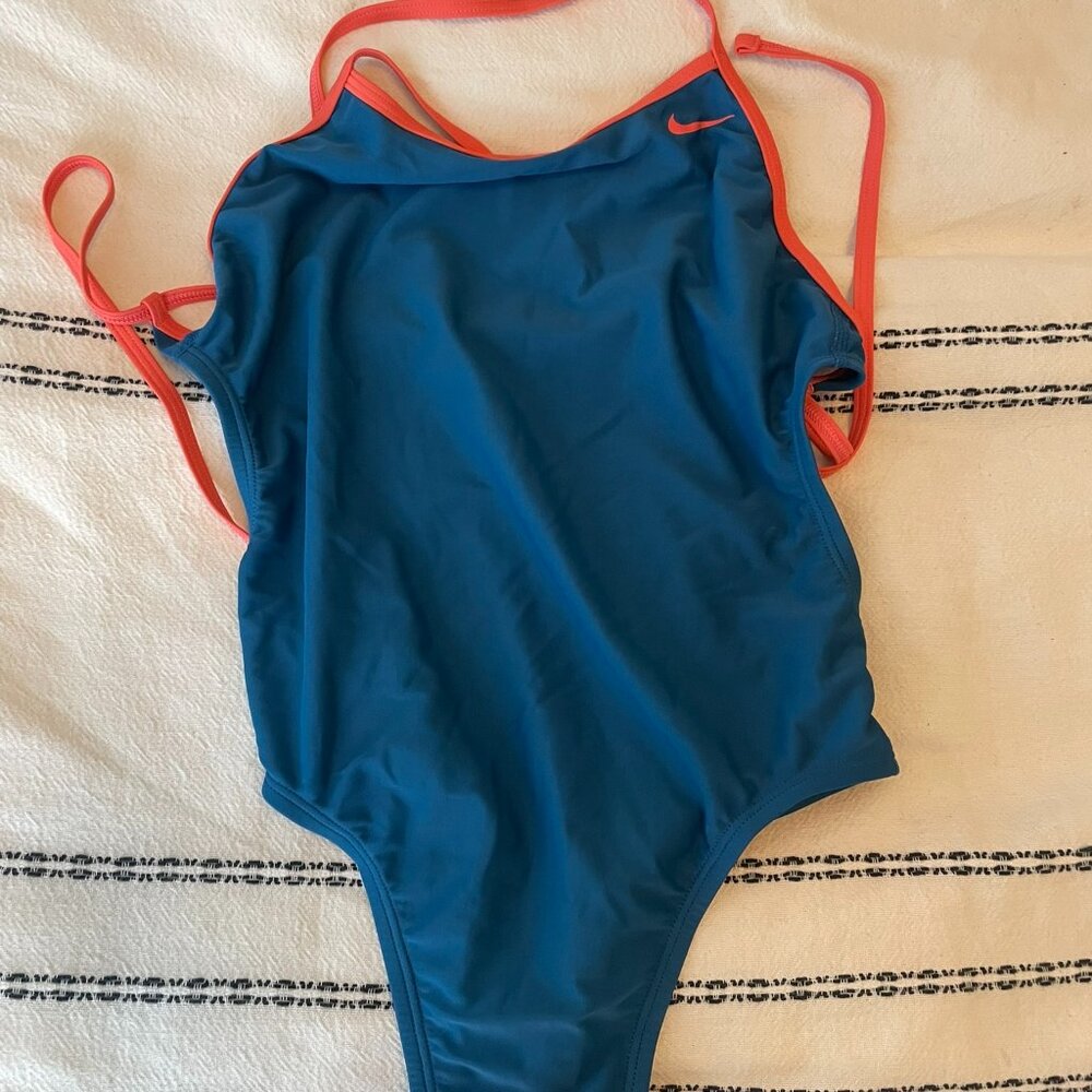 Nike blue and pink swimwear 30/WMS4
